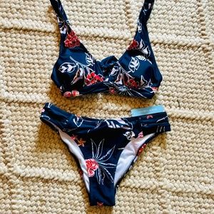 NWT Bikini size small
